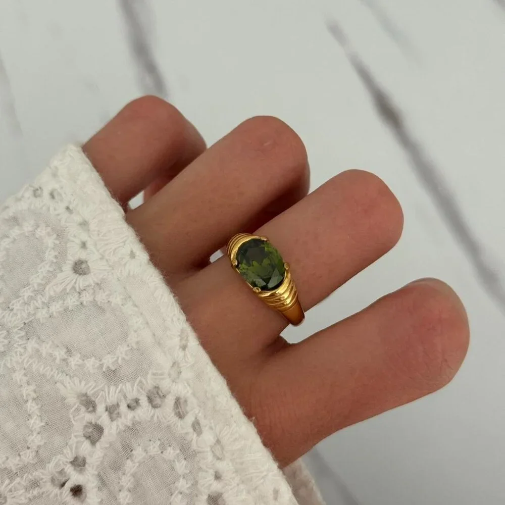 SKU0056 Casual Gold Green Gemstone Women Fashion Ring Stainless steel + gift bag